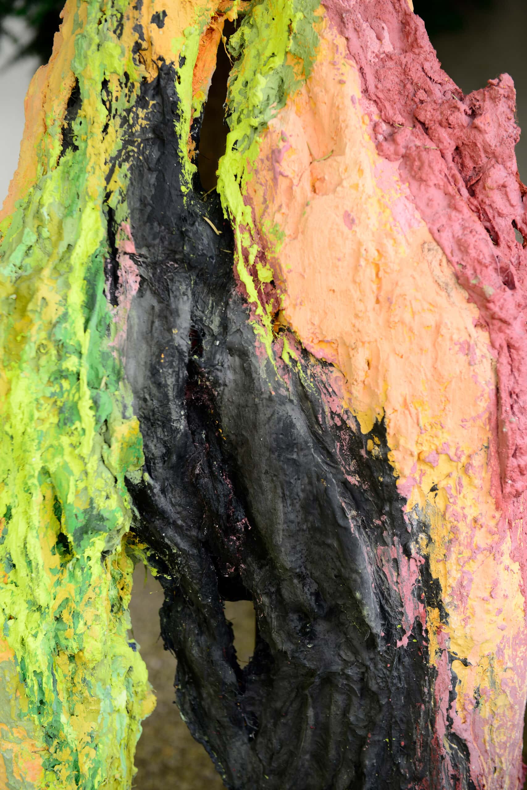 la danseuse detail mortiers de chaux colores 175x82x85 cm 2023